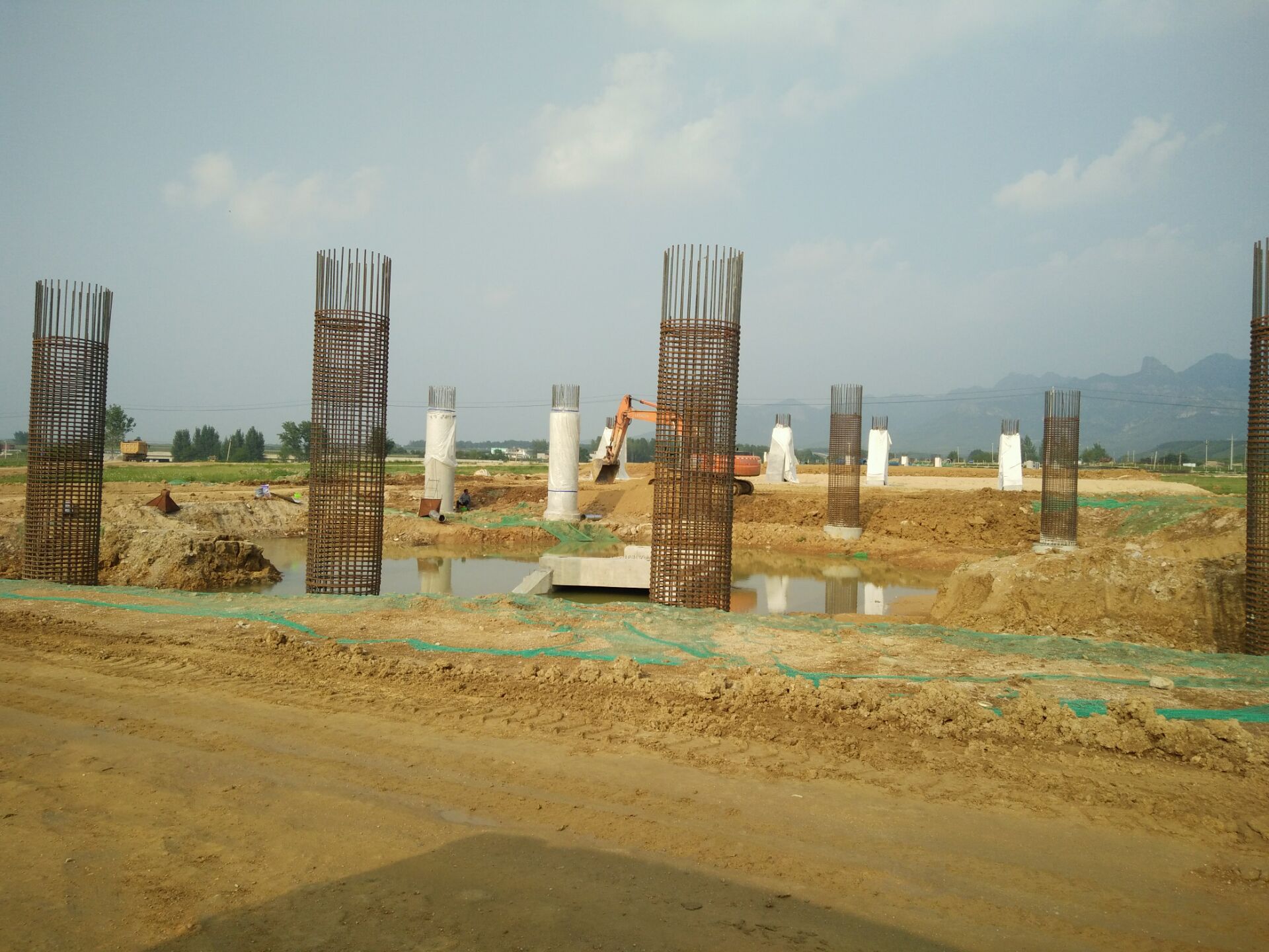 選擇偉志鋼模板，做優(yōu)質(zhì)路橋工程