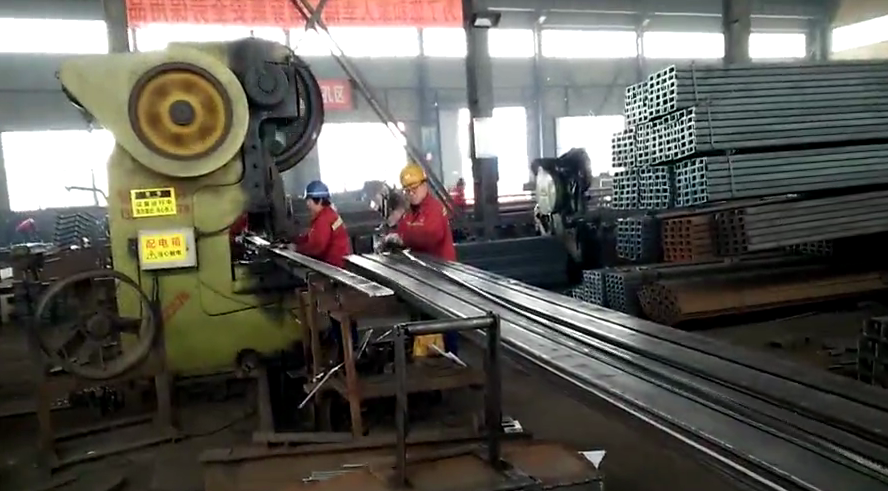 河南系梁模板廠家歡迎客戶(hù)朋友的光臨訂貨