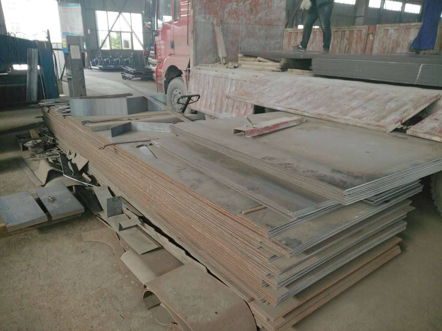 4月的偉志模板，購進(jìn)原料加緊生產(chǎn)成主要任務(wù)