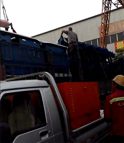 液壓箱梁橋梁模板發往四川成都