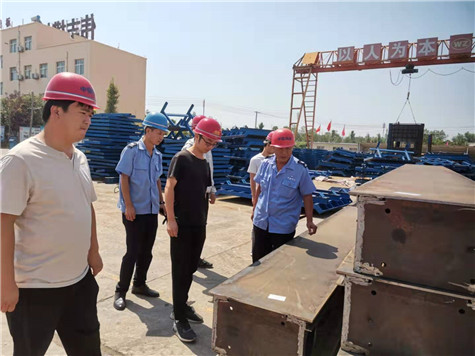 歡迎中鐵七局鞏義310項目部各位領導到偉志模板來