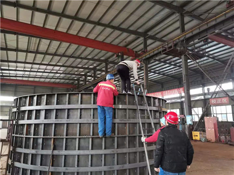 平頂山王總一行到偉志模板驗收風(fēng)機(jī)模板