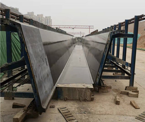 河南偉志鋼模板廠家帶您了解箱梁鋼模板的安裝方法