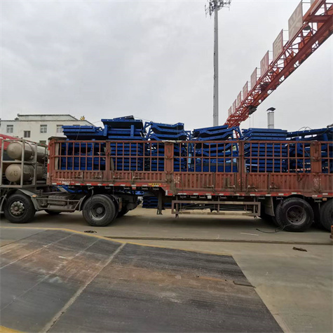 河南橋梁模板廠家護欄鋼模板發往靈寶