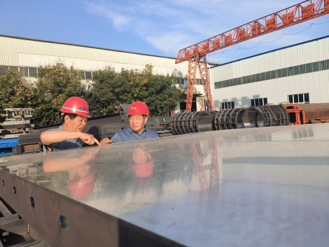 鋼模板廠家加工高質量的不銹鋼平板模板